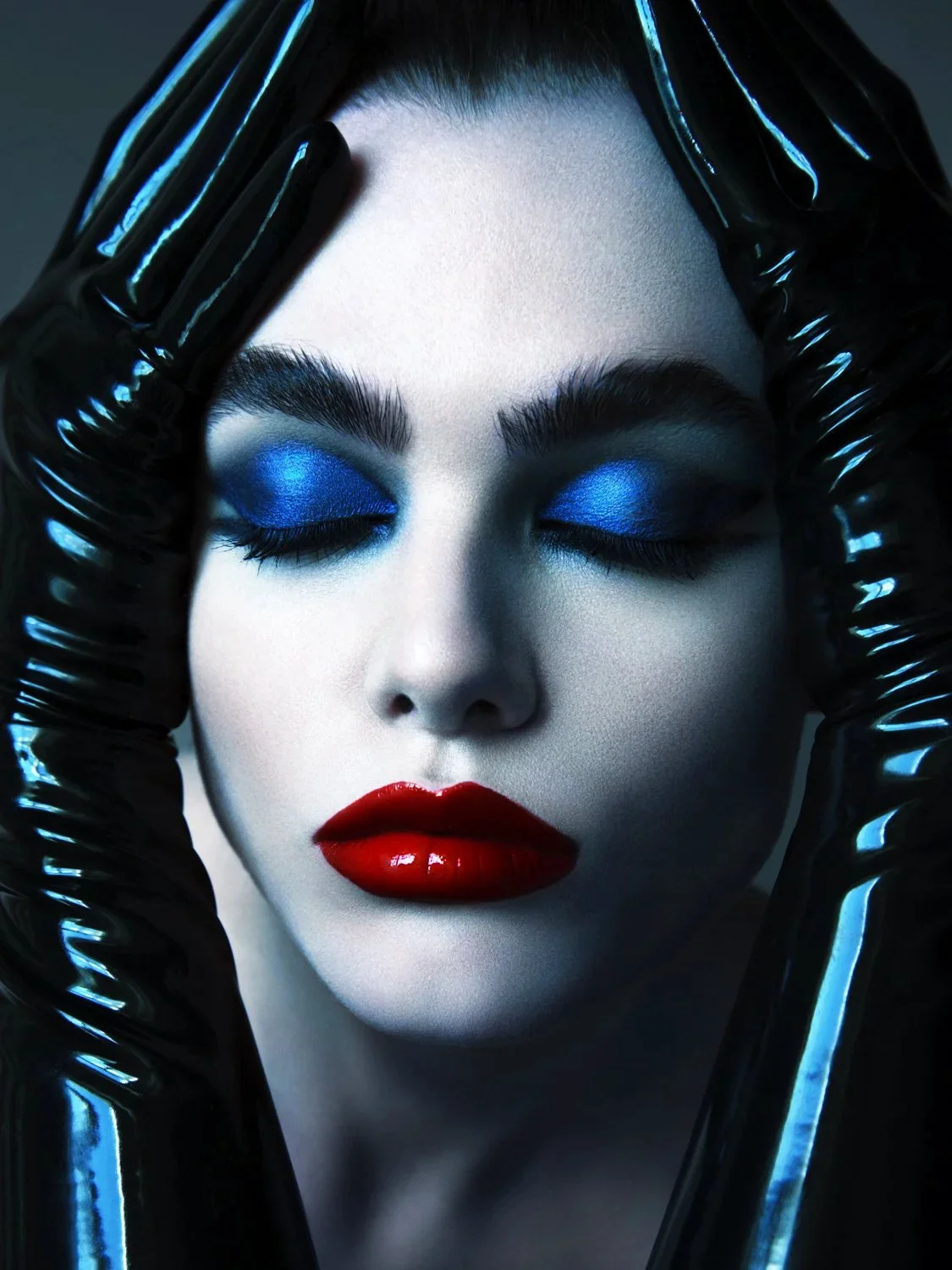 CHARLI HOWARD — 02.jpg