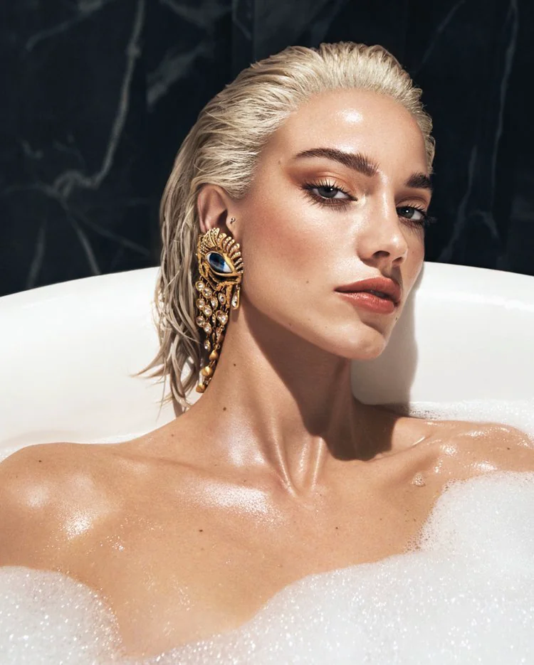 ELLE