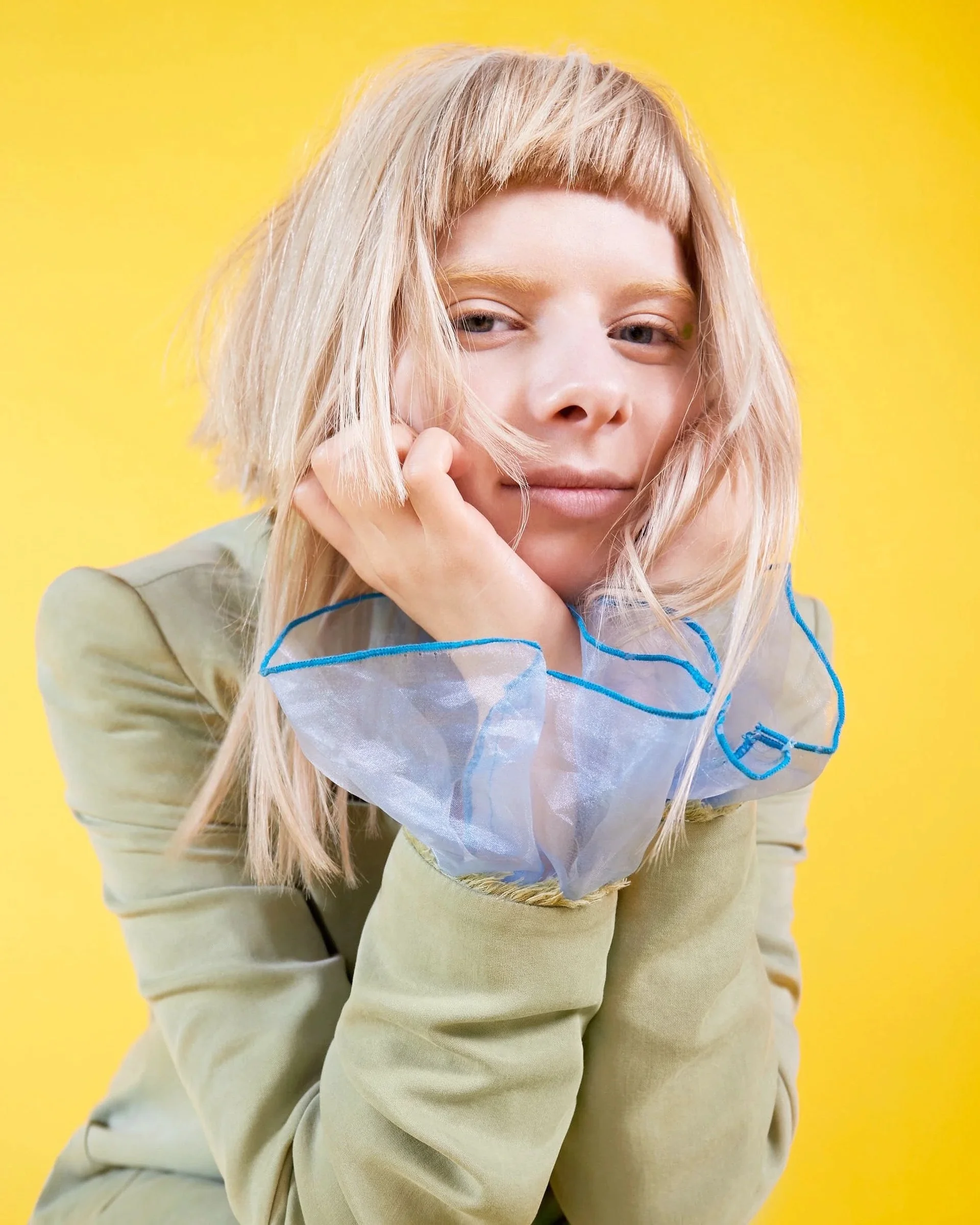 L'officiel x Aurora — 02.jpeg