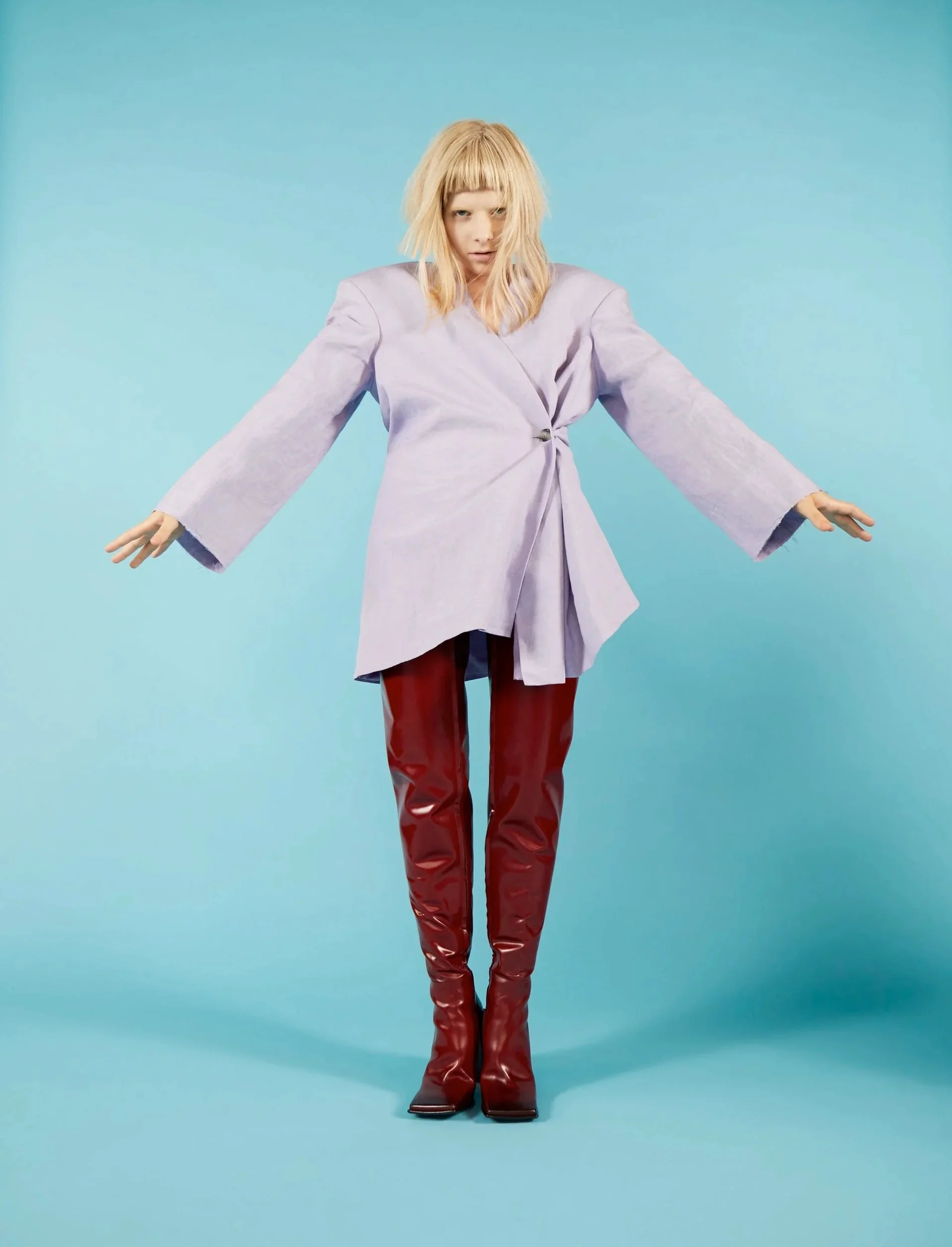 L'officiel x Aurora — 07.JPG