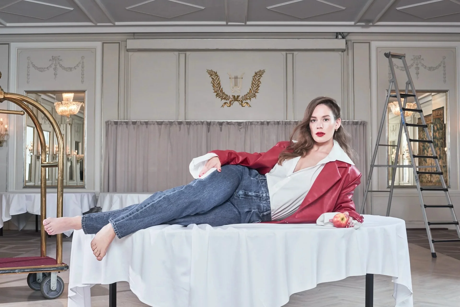 Vmag - Okay Kaya, Astrid S, Thea, Rawdah and Anna of the North — 10.jpg